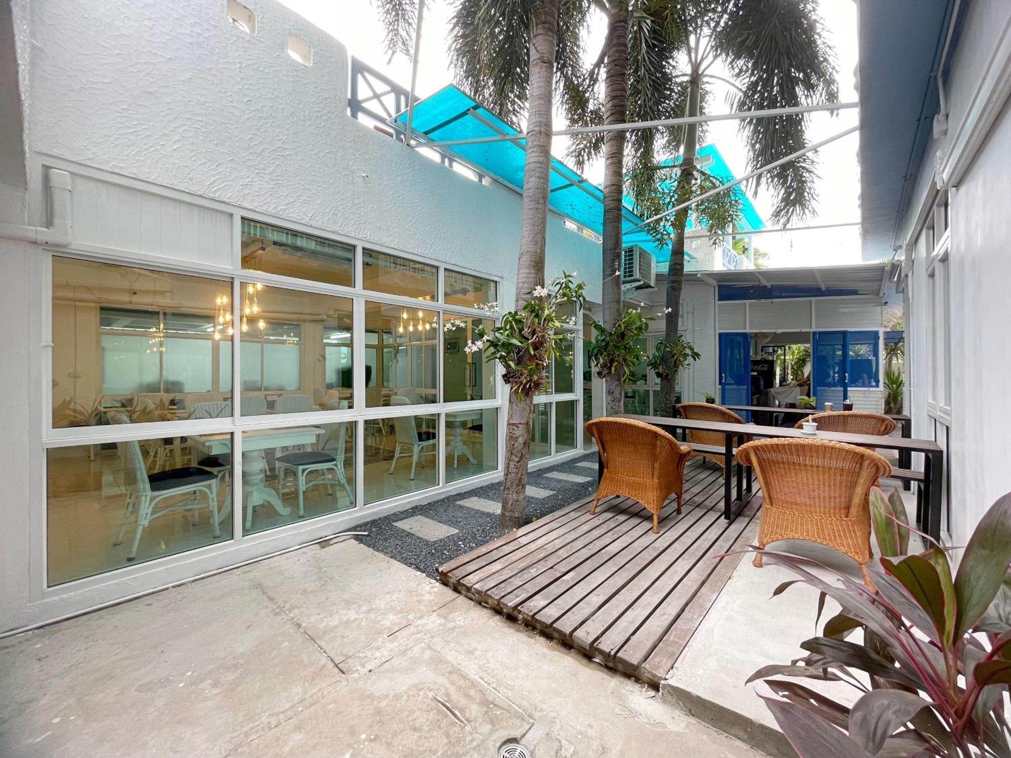 Hotel Baan Pattaya By Sabai Exterior foto